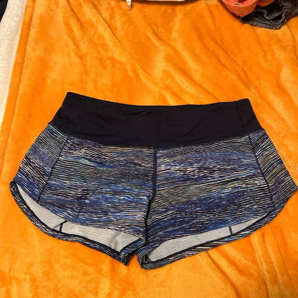 lululemon speed up shorts size 4 regular